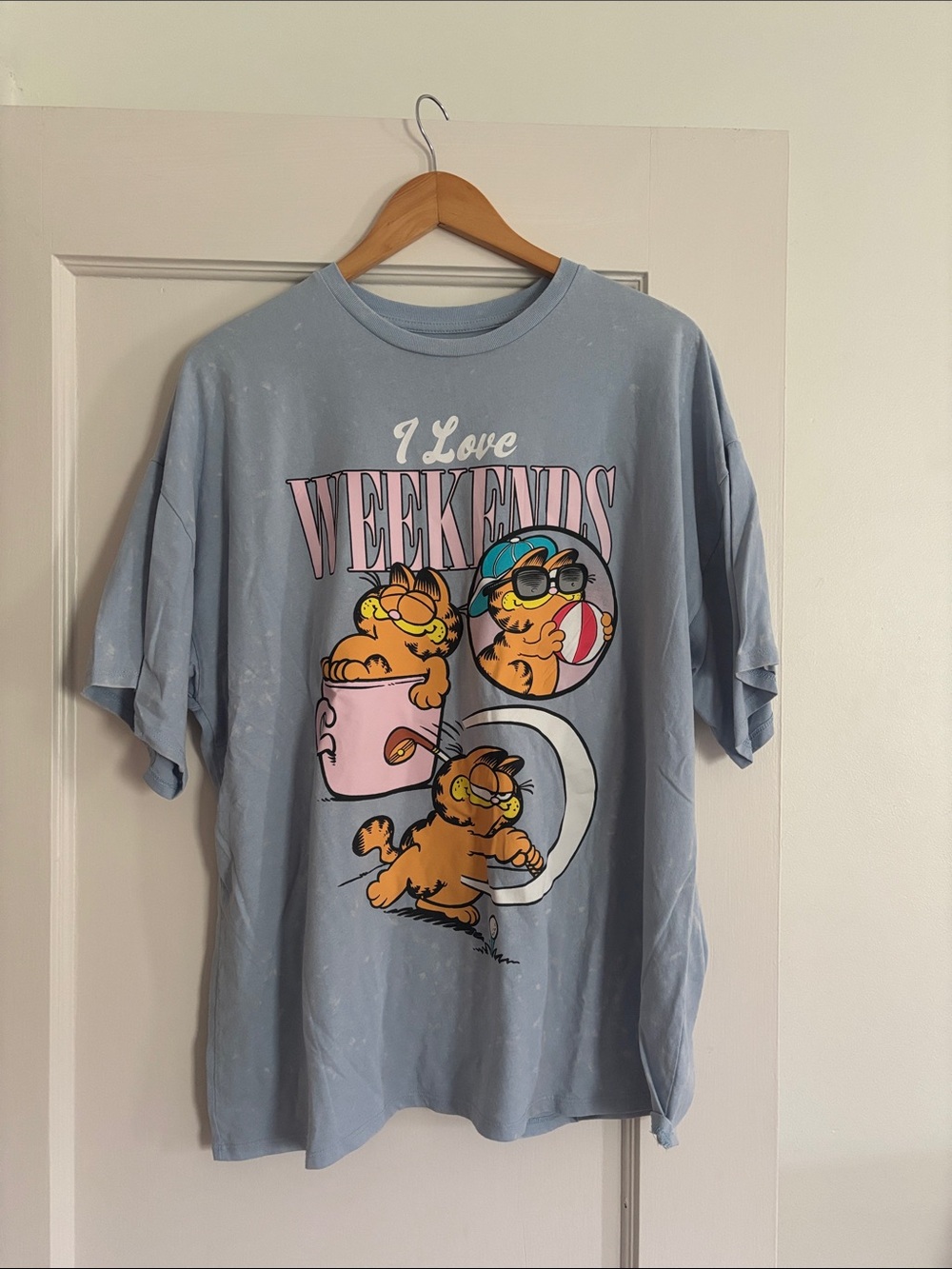 Garfield "I Love Weekends" Light Blue Graphic Tee